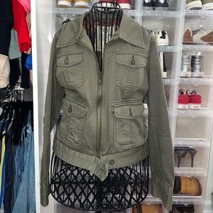 Lucky Brand jacket. Size M and lightweight. Zips up and has floral details.